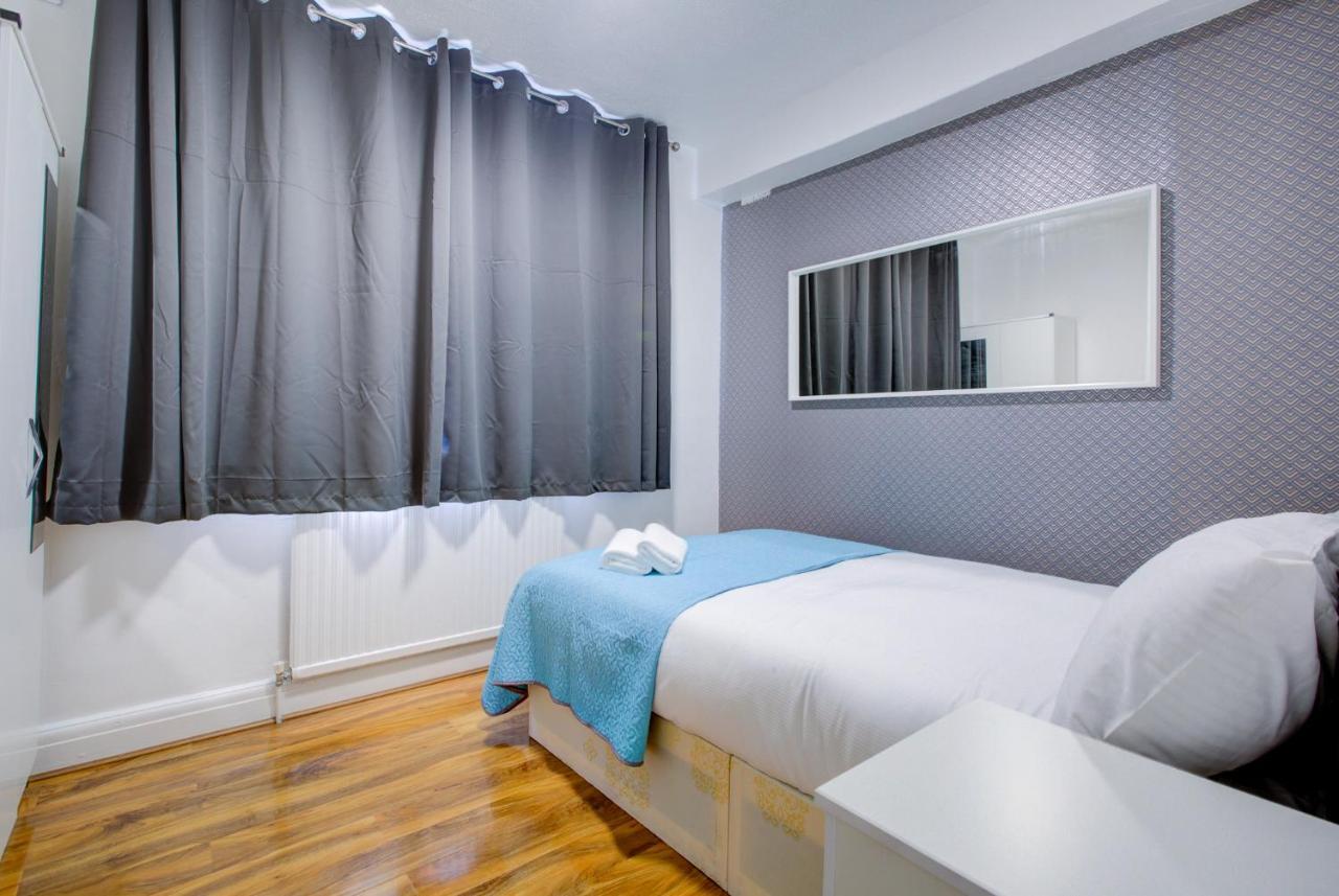 לונדון Twin Towerd Hotel מראה חיצוני תמונה